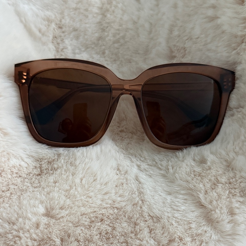 Stylish Brown Sunglasses
